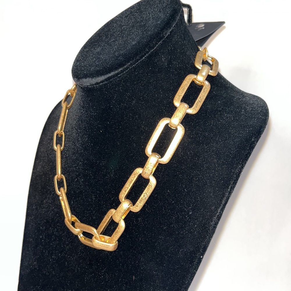 NWT Vintage Gold Tone Chain link necklace